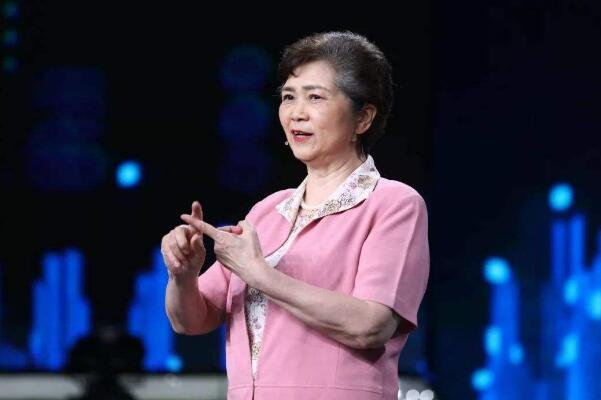 对于大学生校园“追星”李兰娟，你表示支持的理由是什么？