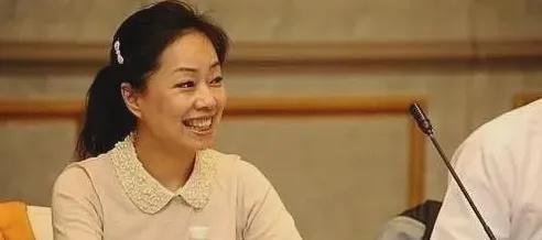 百亿身家！揭秘70后钢铁女富豪！