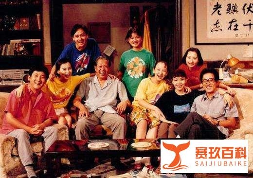 她当年扮丑在《我爱我家》演保姆，20多年过去，如今比当时还漂亮
