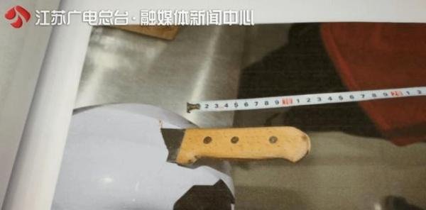 淮安暴力袭警致2名警察牺牲的主犯死刑,没悔过之意不断辱骂民警