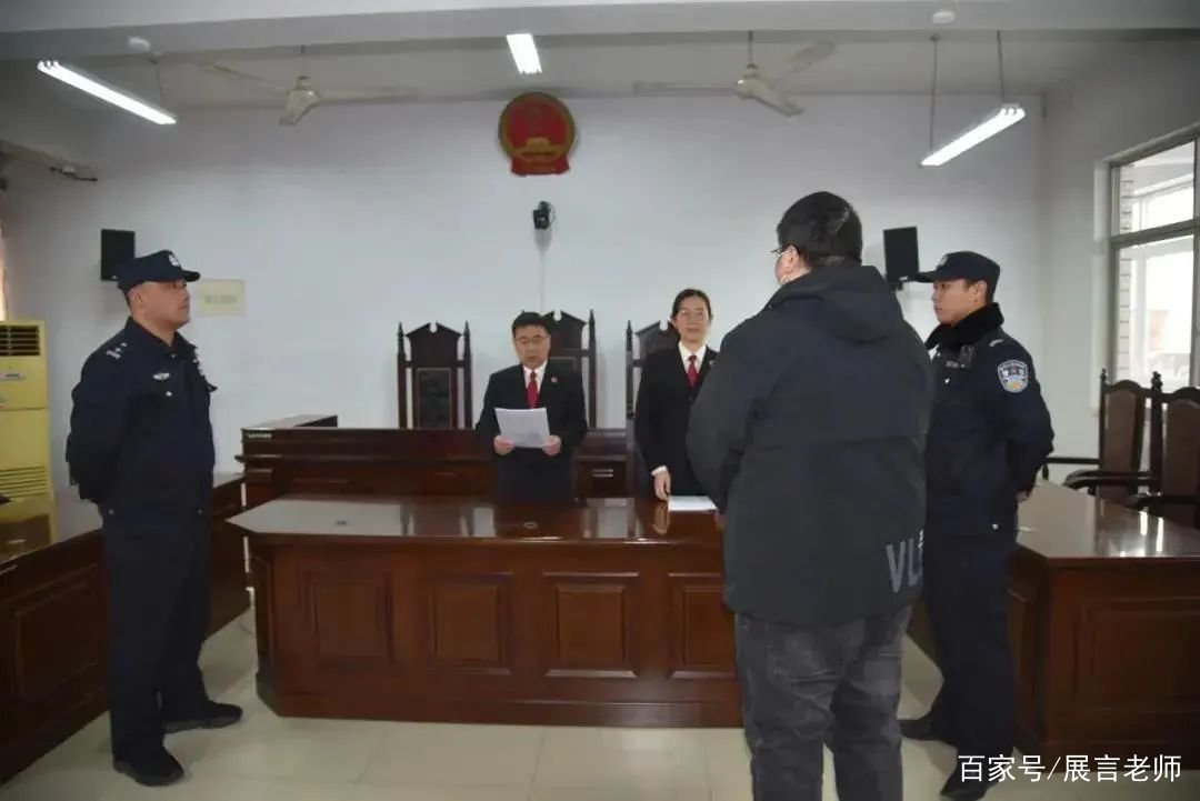 错换人生28年小伙生母撤诉，一番周折后为何最终选择撤诉？