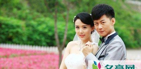 李健颜丹晨是同学吗 李健颜丹晨的吻戏