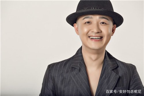 包贝尔被曝欠债几千万推脱不还,却悠闲吃火锅拍网剧,这是什么人品?