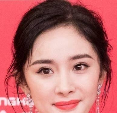 娱乐圈“纪检委”王思聪从不黑的4位女明星，舍不得还是惹不得？