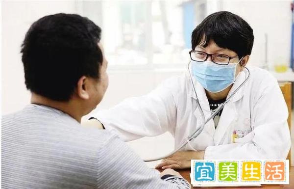 男子日抽百根烟啤酒当水喝患多种癌症,多次进行手术,多次复发!