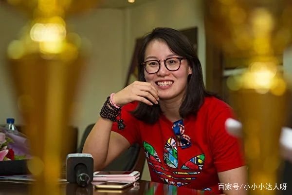 傅园慧无缘东京奥运会，而且还拒绝千万代言费，我们该如何看？