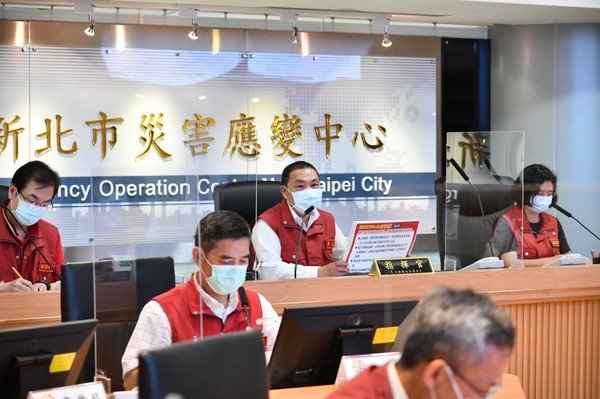 台北疫苗仅剩2瓶!台当局是否会接受大陆疫苗?