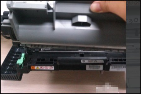 佳能E518打印机该如何跟换墨盒?