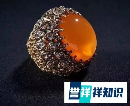 十一月生辰石 -- 托帕石