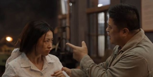 电视剧《乔家的儿女》中马素芹为什么被家暴？