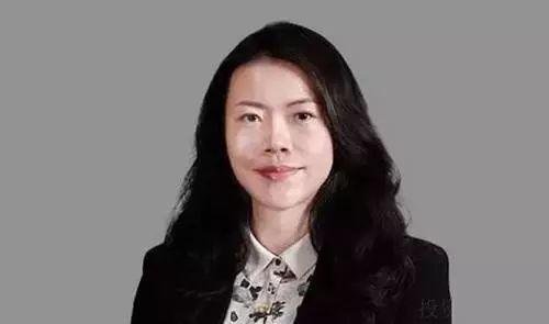 杨惠妍第九次成中国女首富,她现在的身价有多高?