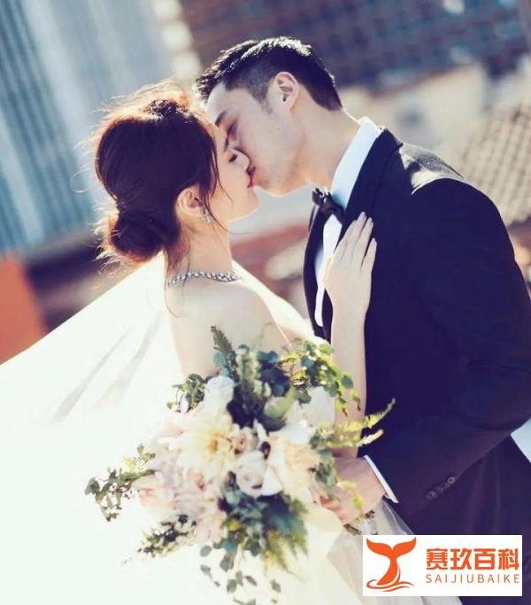 39岁钟欣潼与赖弘国3月已离婚！