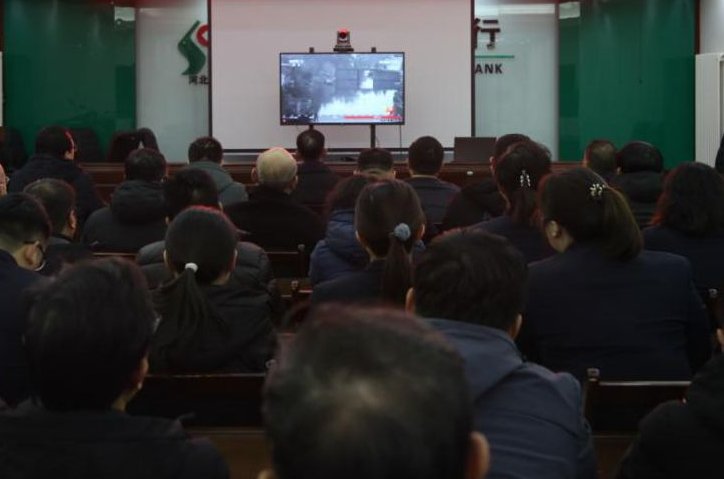 榜样8讲了几个人物