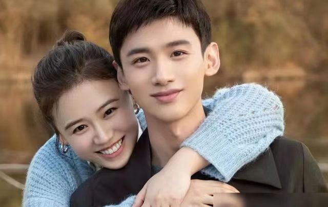 白敬亭、欧阳娜娜终止与匡威品牌合作,其原因是什么?