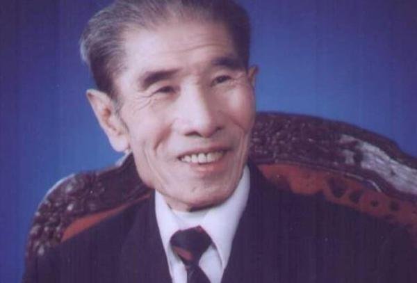 相声泰斗马三立一生收了哪些徒弟?