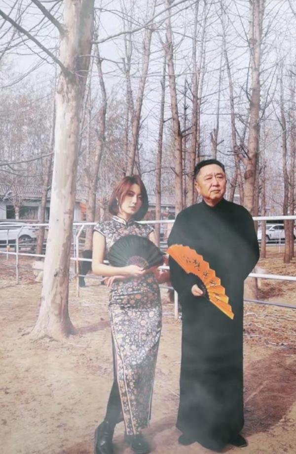 于谦疑要退出德云社，发文称想换个工作，网友恳请郭德纲出来挽留