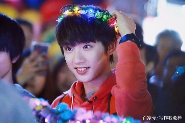 湖南卫视大调整:王一博丁程鑫主持人身份取消,余生请多指教改档,如何看?