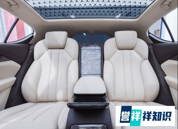 恒大首款车型恒驰1官图发布 奢华内饰/4座布局