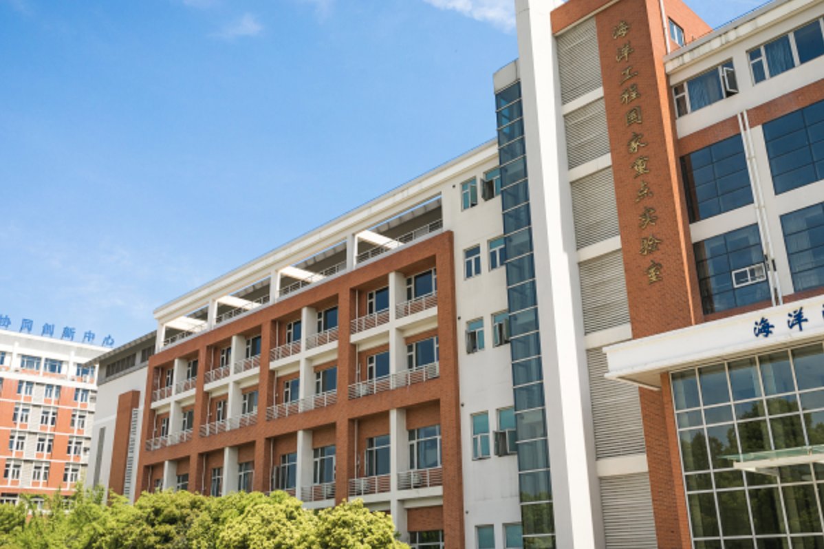 语言大学是985还是211