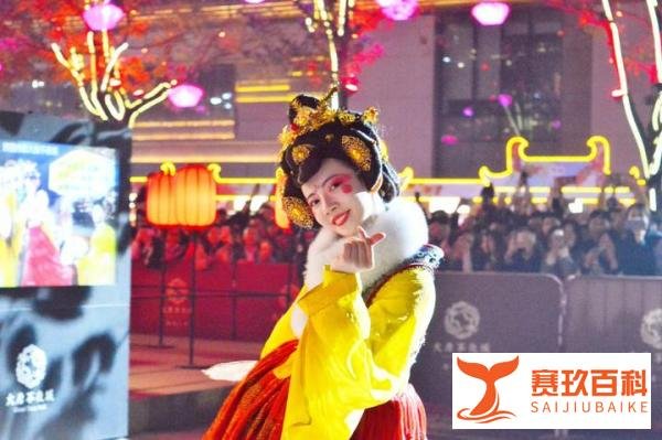 90后大唐不夜城“不倒翁”小姐姐,冯佳晨结婚啦