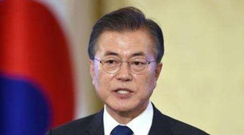 民调支持率降至历史新低53%,文在寅危险了!