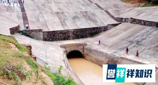 眼馋中国基建，印度誓言超越三峡大坝，开闸仅4秒，大坝就崩了？
