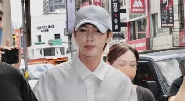 炎亚纶被判7个月，缓刑3年