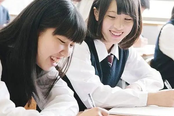 伝在日语里什么意思