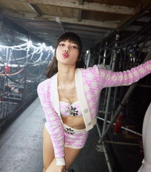 BLACKPINK成员LISA以75亿韩元的价格购买单独住宅