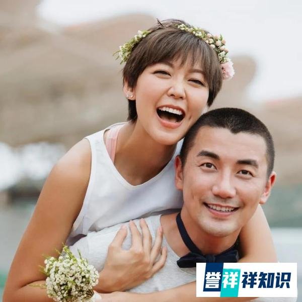 恭喜!37岁洪永城晒照宣布结婚,女友爆料在厕所求婚