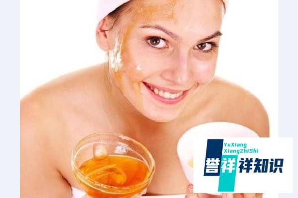 预防和治疗黄褐斑雀斑的七种自制面膜的方法