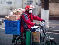北京市民刚花7千囤货就收到保障包,当地的保障水平效率有多高?