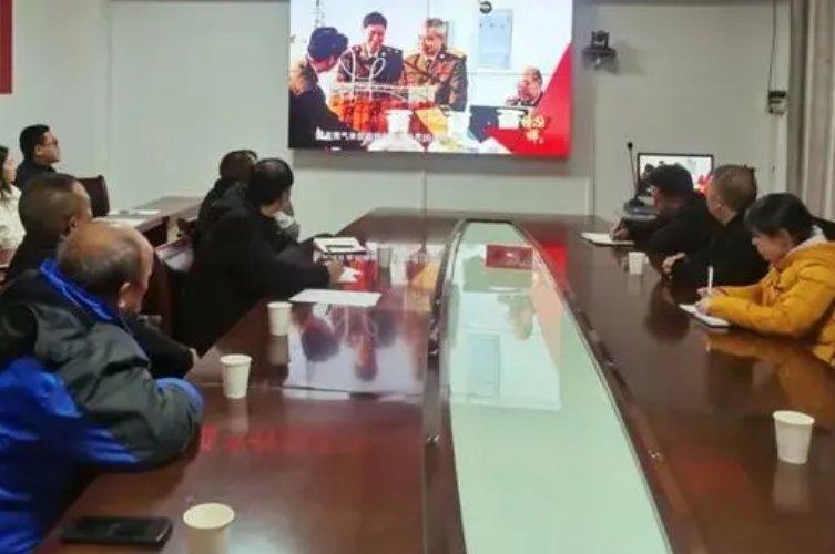 榜样8讲了几个人物