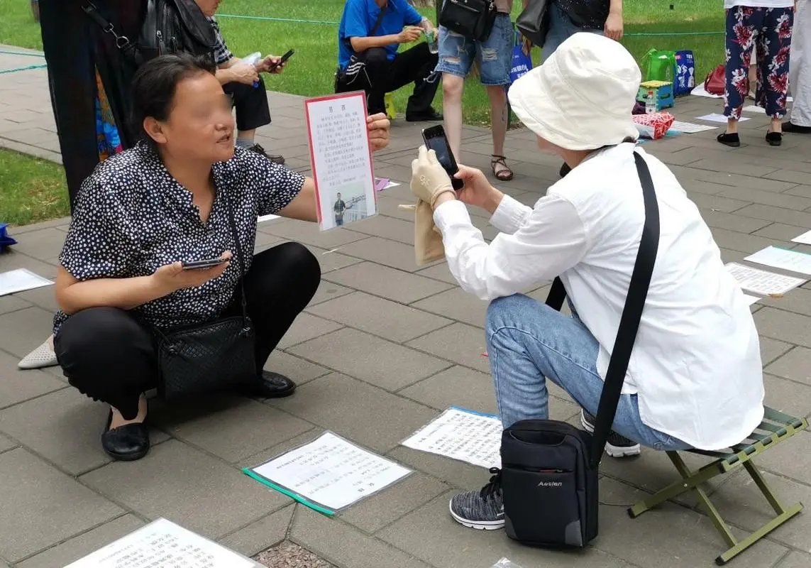 老年相亲角为何爆火?我国老年相亲市场的现状是什么样的?