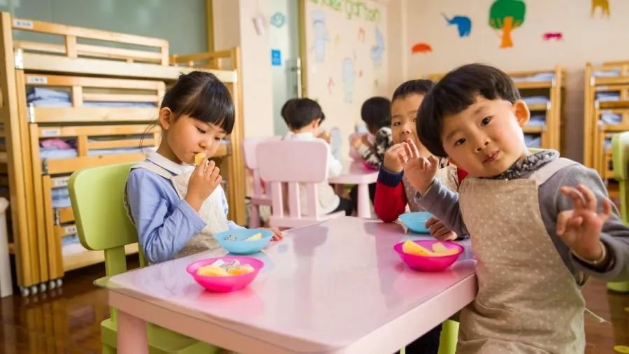 成都一幼儿园34名师生发热腹泄，有无造成人员伤亡？