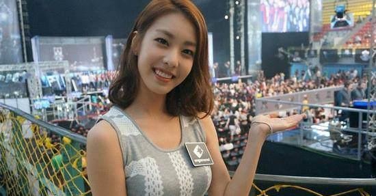 LOL:世界第一上单,MaRin宣布退役,曾经“抢走”Faker的女人