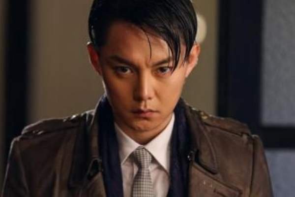 蒋梦婕爸爸承认蒋梦婕尹正恋情,当初两人的恋情瓜是怎样被扒出来的?