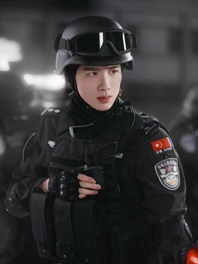 白敬亭、欧阳娜娜终止与匡威品牌合作,其原因是什么?