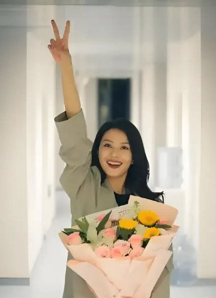 绝密较量中赵亚宁的身份