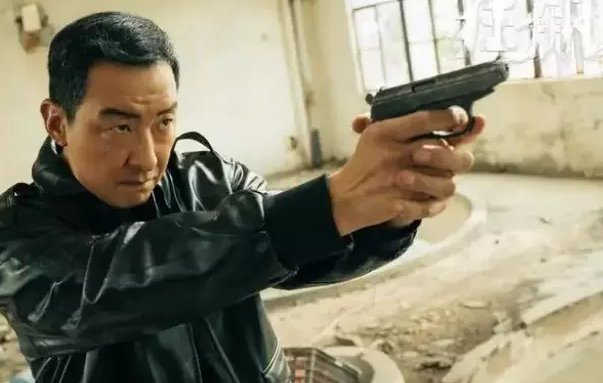 狂飙曹闯是谁打死的