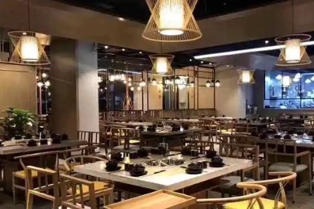 火锅店厕所标语疑侮辱女性，如此恶趣味你能接受吗？