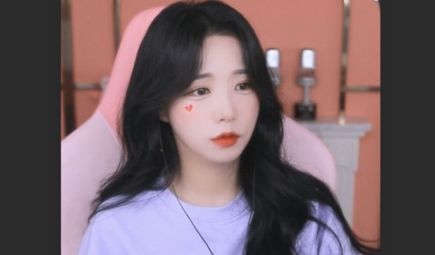 适合晚上一个人看的直播平台有哪些？
