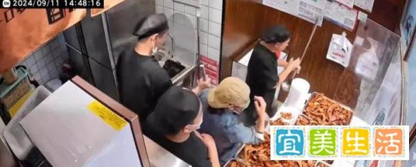苏州警方通报“男子持刀伤人”案件,厨师小哥用铁勺将其击退!