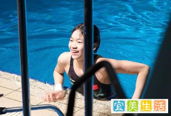 太冤了!被吐槽丑的女装,不是全红婵一人代言却遭受所有嘲讽!