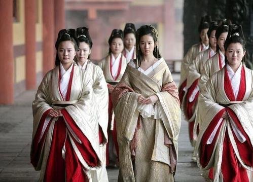 花木兰再次撤档的原因是什么，其中有何内幕？