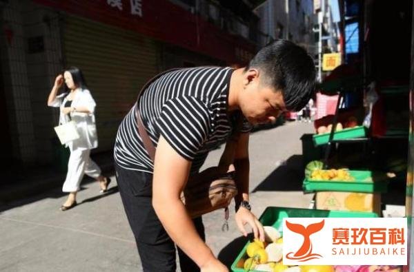 大学生投入3800元开店年入110万，已开30多家