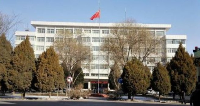 山东胶州市民政局长坠楼，他生前的贡献有哪些？