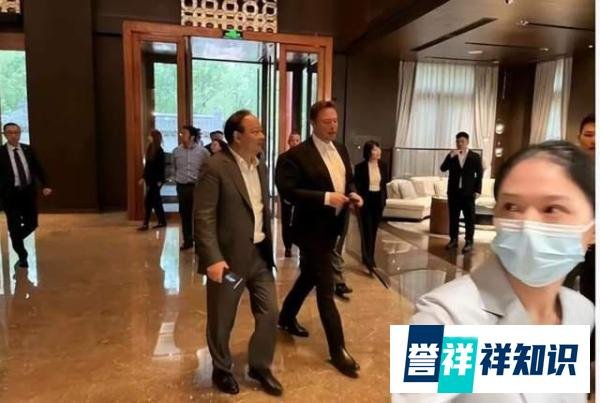 马斯克访华44小时，重回世界首富宝座，重掀访华热潮，法国却急了