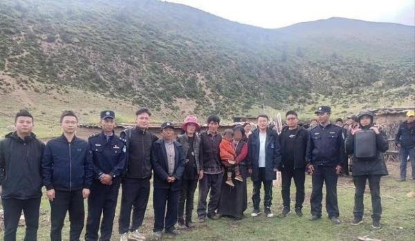 西藏3岁儿童失联疑被豹子叼走，36小时后现陡峭山顶，过程成谜