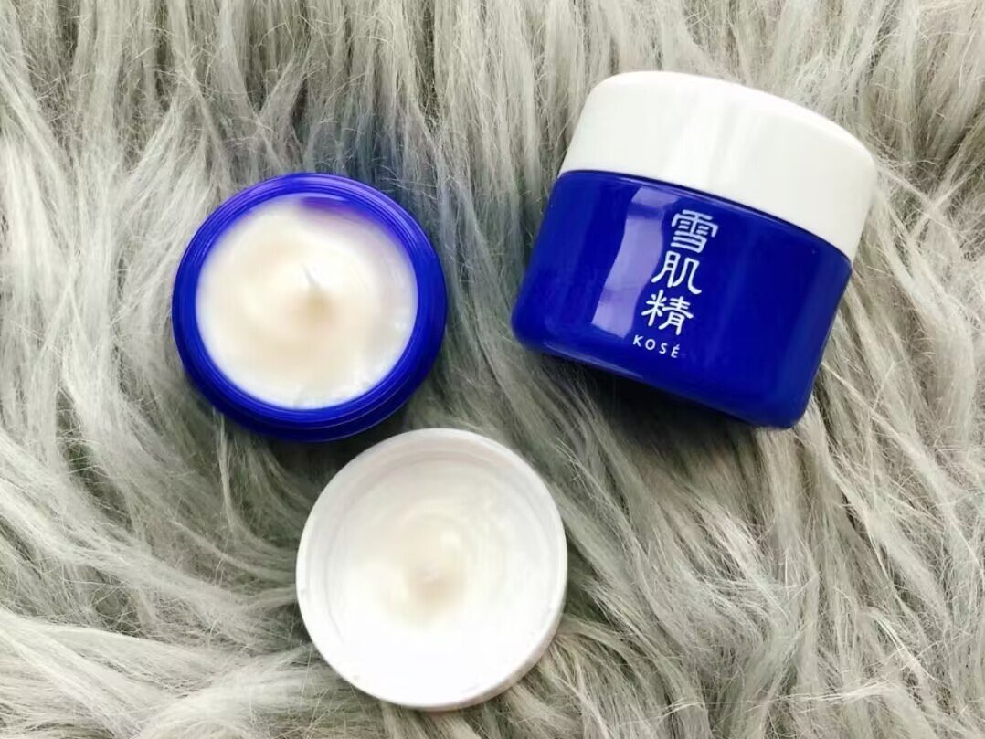 适合50-60岁女的护肤品